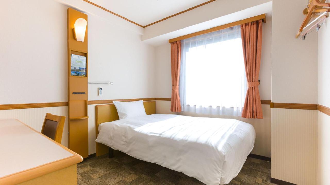 Toyoko Inn Tokyo Ikebukuro Kita Guchi No 2 Exterior photo